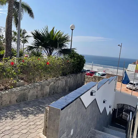 Sunny Modern - Sea View And Access Apartmán