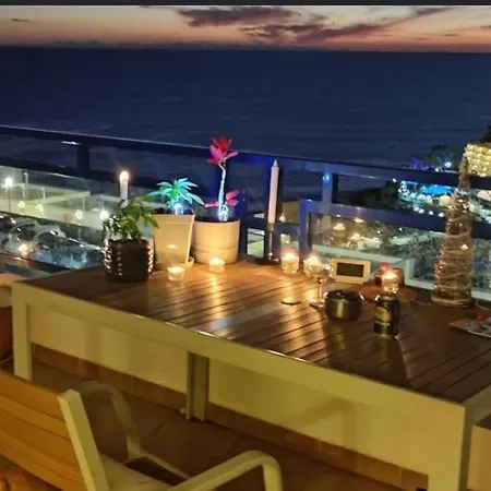 Sunny Modern - Sea View And Access Apartmán